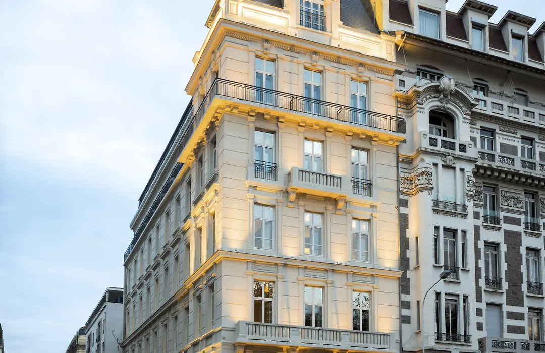 Okko Hotels Lyon Centre-1