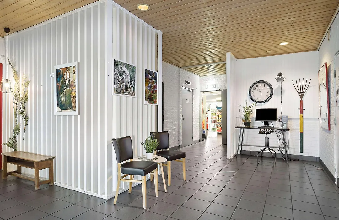 Sure Hotel By Best Western Lagan-1