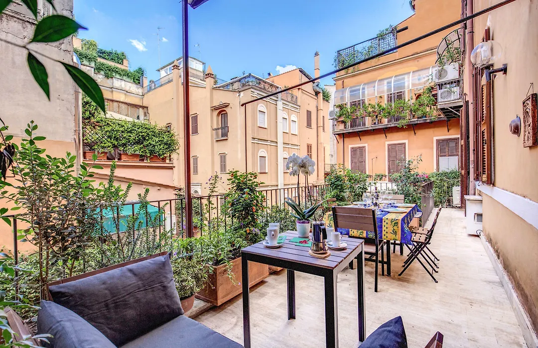 Tritone Top House-1