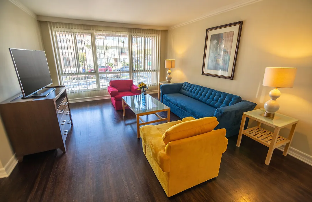 Cal Mar Hotel Suites-1