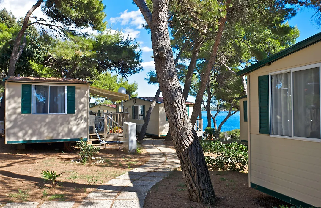 Arena Stoja Camping Homes-1