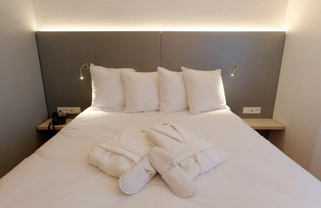 Colmar Hotel-1