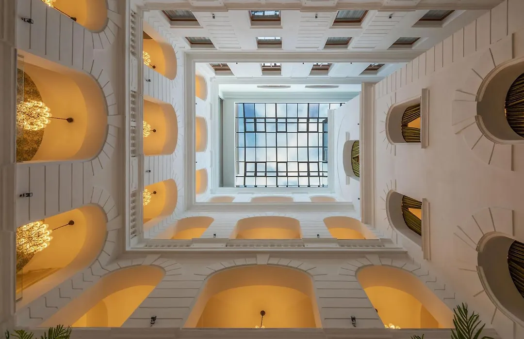 Mystery Hotel Budapest, Preferred Hotels & Resorts-1