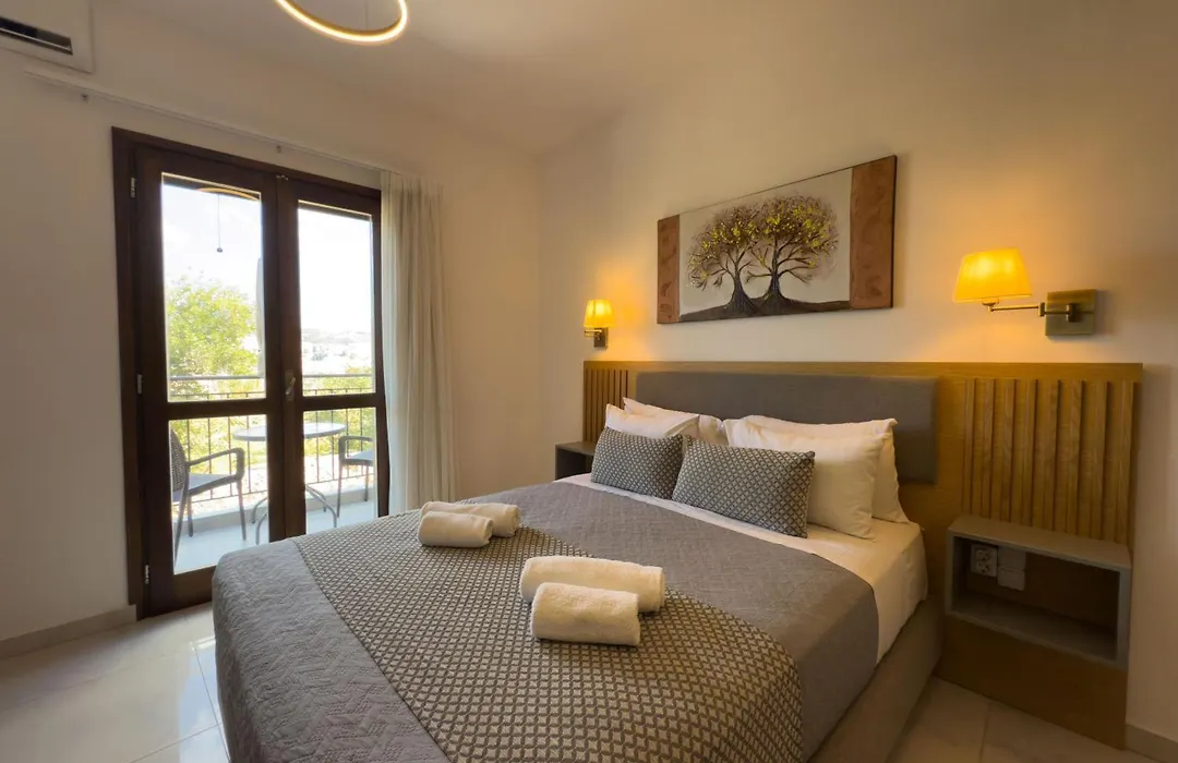 Deluxe Suites-1