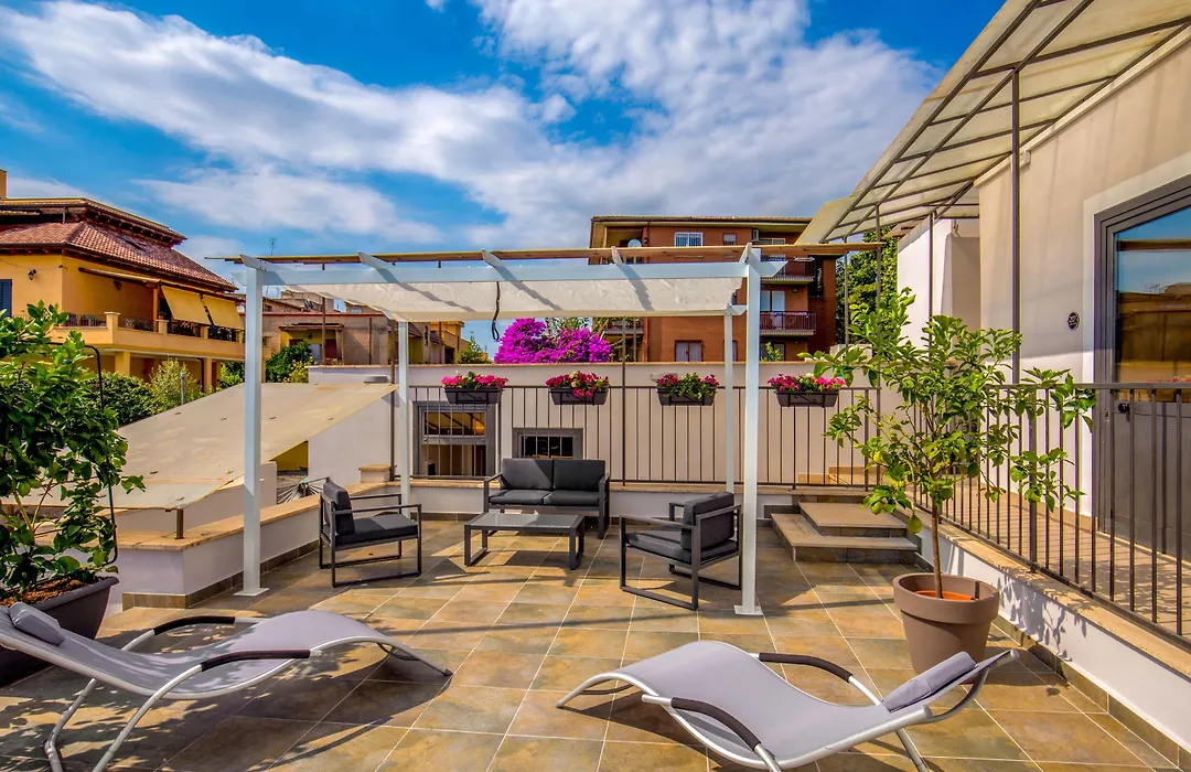 Urban Garden Hotel-1