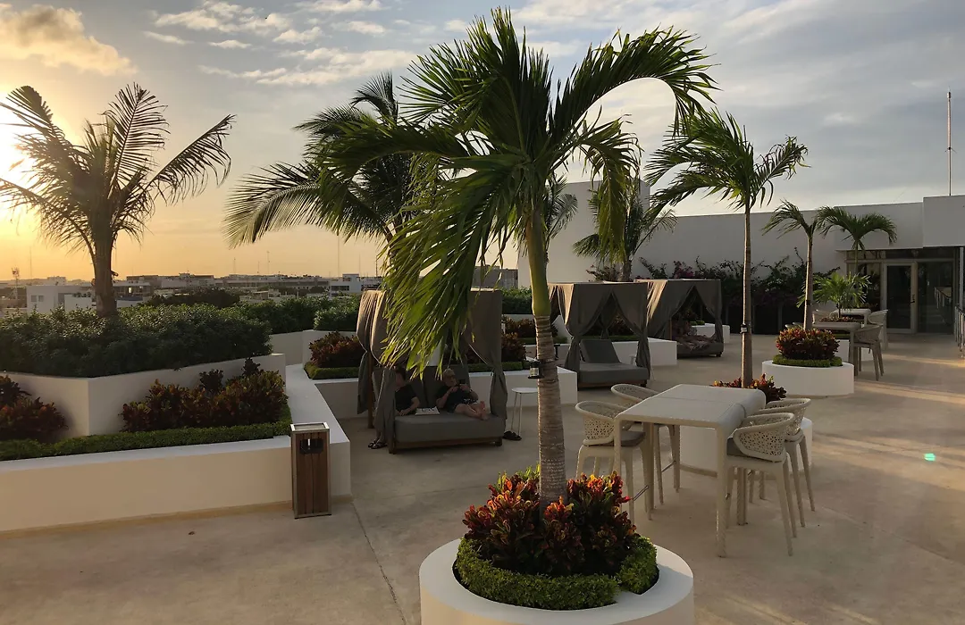 The Reef 28 Hotel & Spa (Adults Only)-1