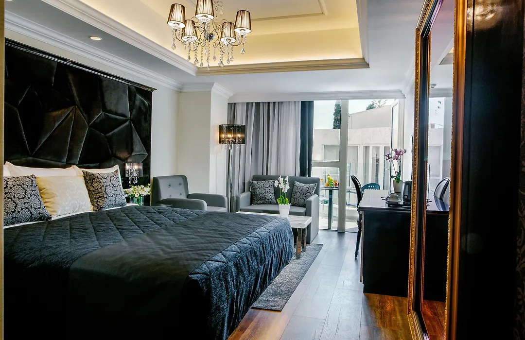 Qbic City Hotel-1