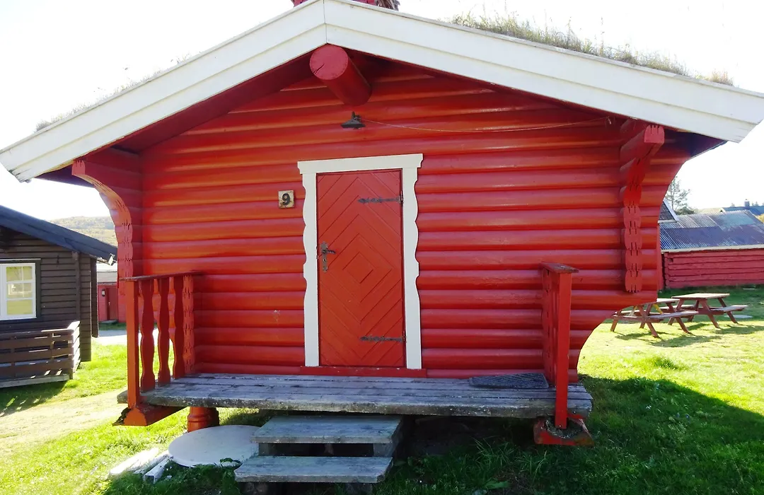 Øen Turistsenter Cottages-1