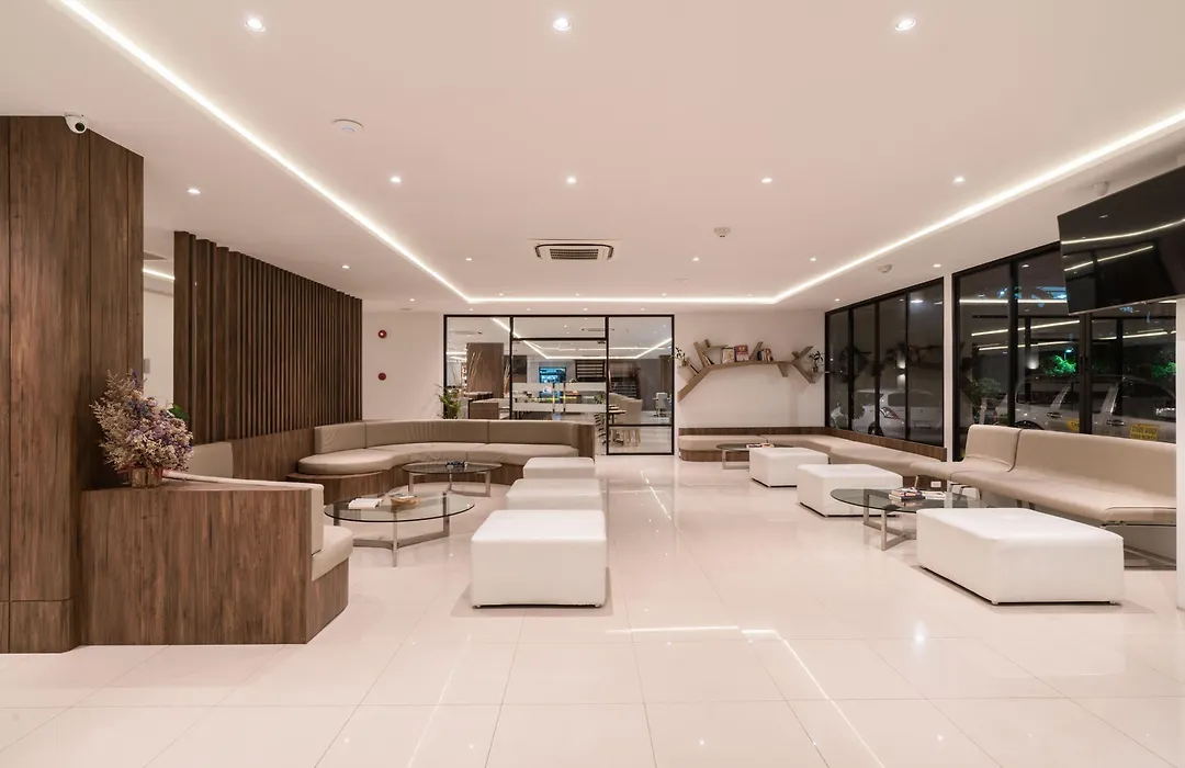 New Square Patong Hotel-1