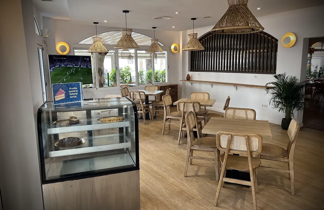 Hostal Marissal By Dorobe-1