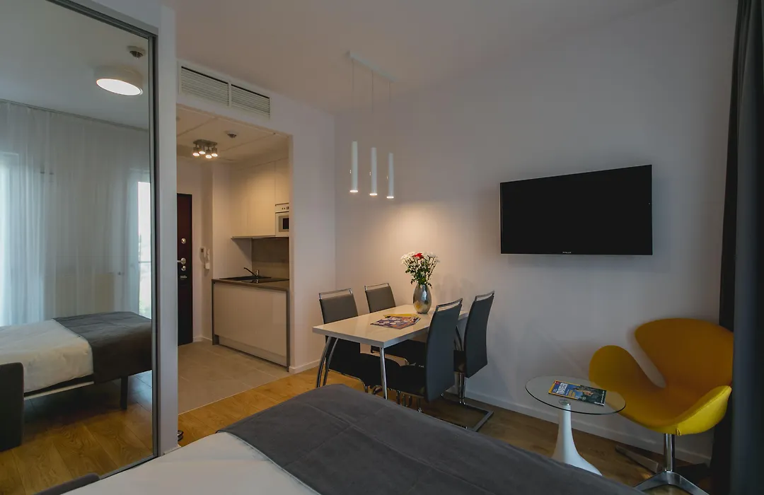 Varsovia Apartamenty Kasprzaka-1