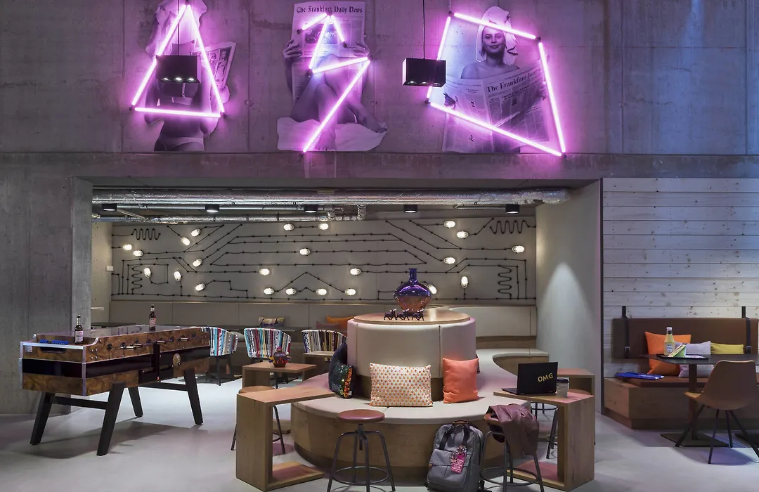 Moxy Frankfurt City Center-1