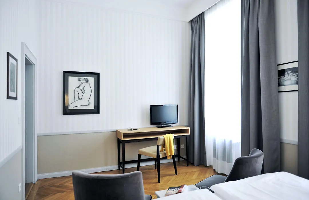 Hotel Kaerntnerhof-1