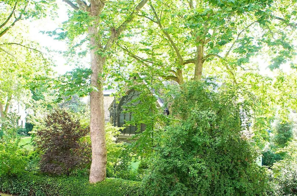 Curzon House Hotel-1