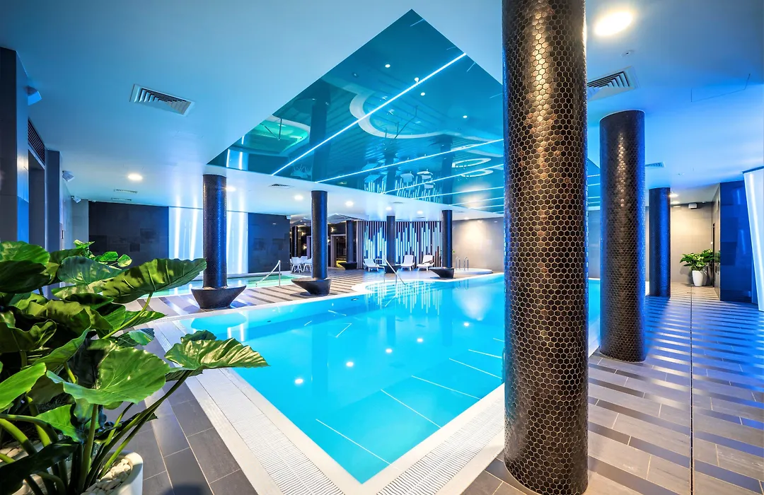Wellton Riverside SPA Hotel-1