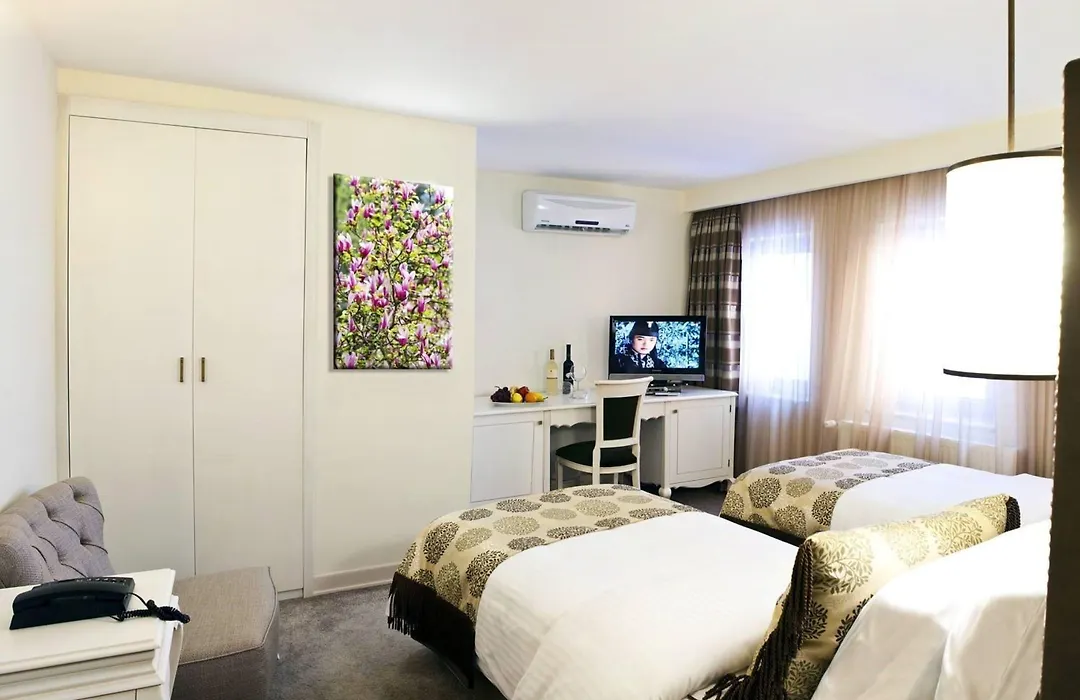 Taximtown Hotel-1
