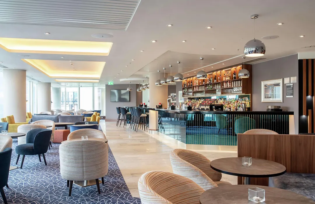 Hilton Garden Inn London Heathrow Terminal 2 And 3-1