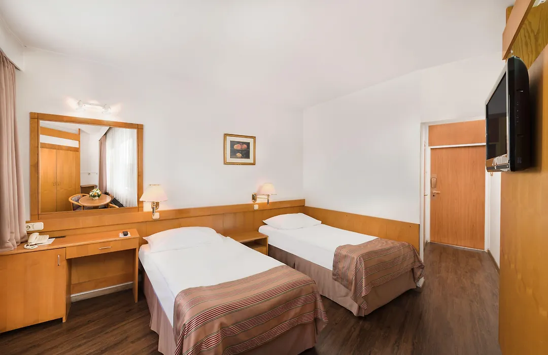 Hotel Budapest-1