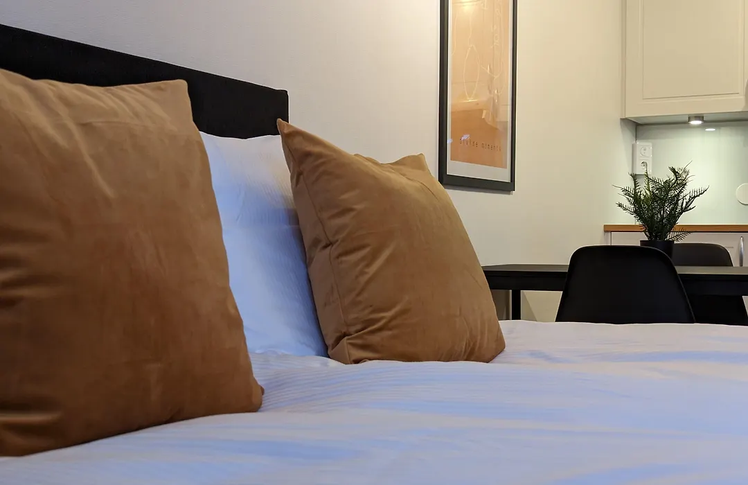 Hotell Bro-1