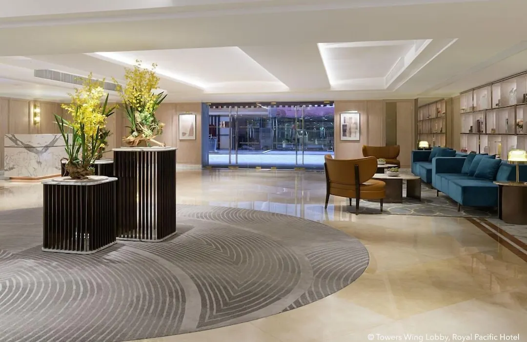 The Royal Pacific Hotel & Towers-1