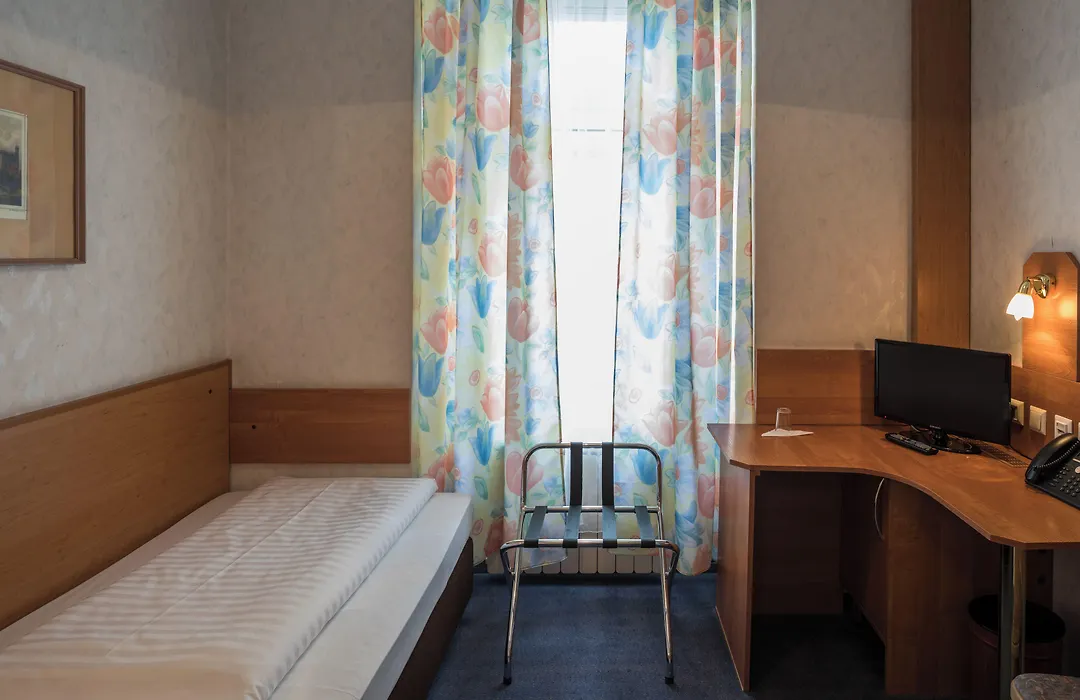 Hotel Admiral-1