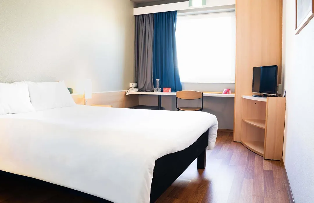 Hotel Ibis Lodz Centrum-1