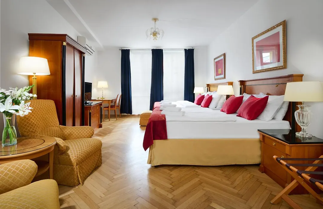 Hotel Leon D'Oro-1