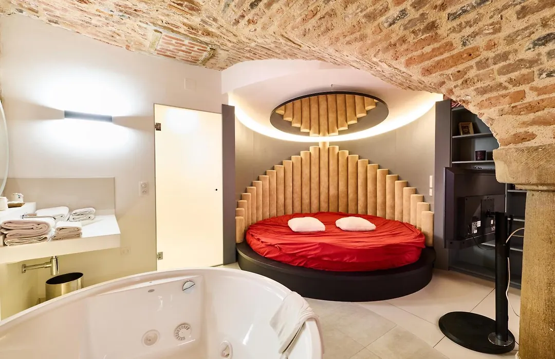 Logis Hotel Saint-Martin-1