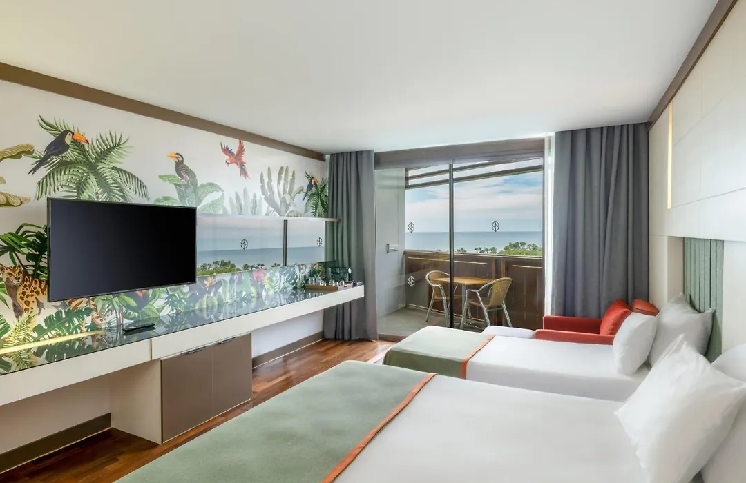 Nirvana Cosmopolitan Hotel-1