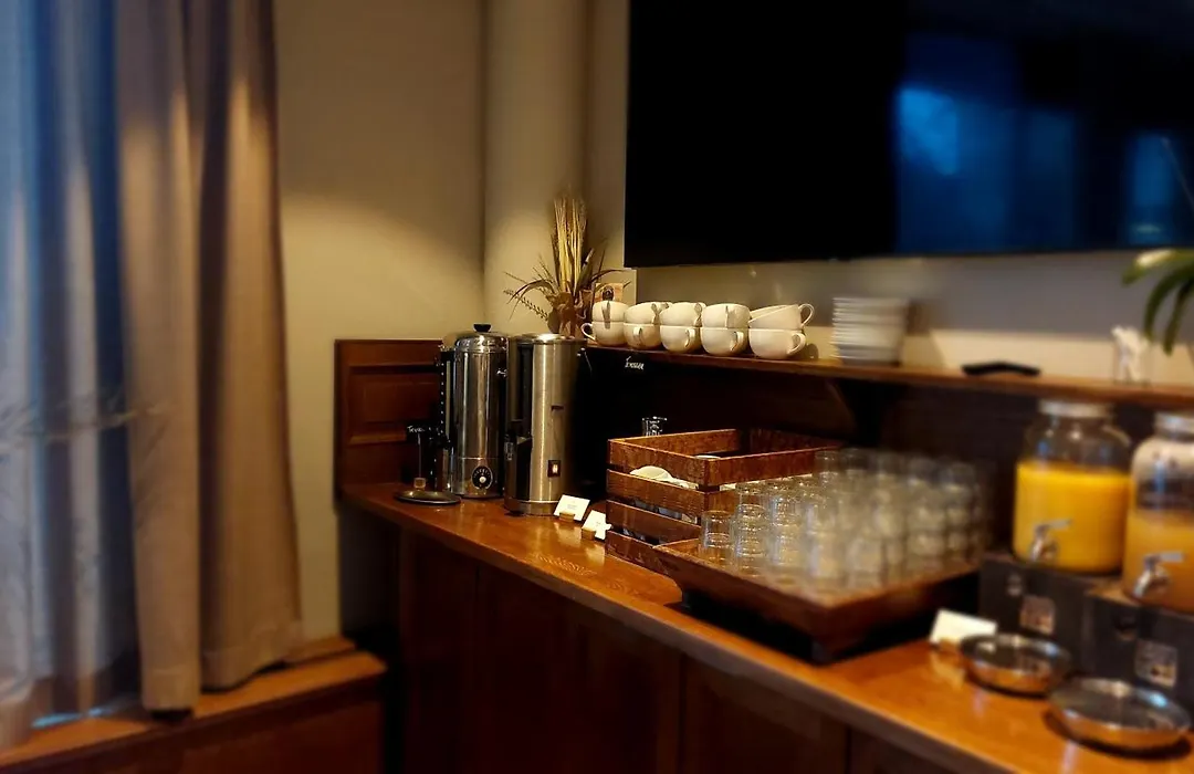 Hotel Bishops Arms Mora-1