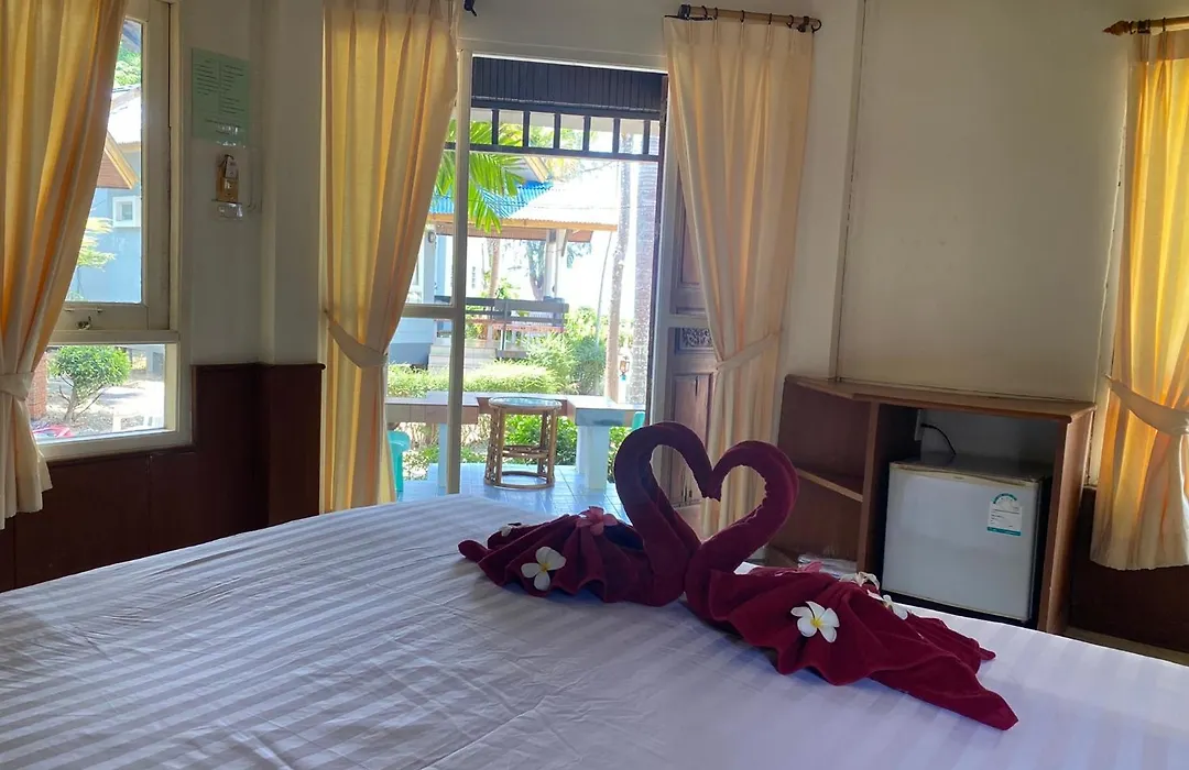Lanta Palm Beach Resort , Beach Bungalow - Koh Lanta-1