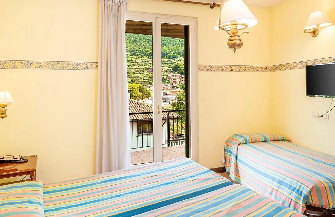 Hotel Palme & Suite-1