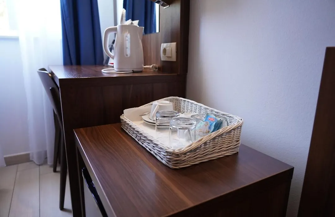 Aparthotel Miramare-1
