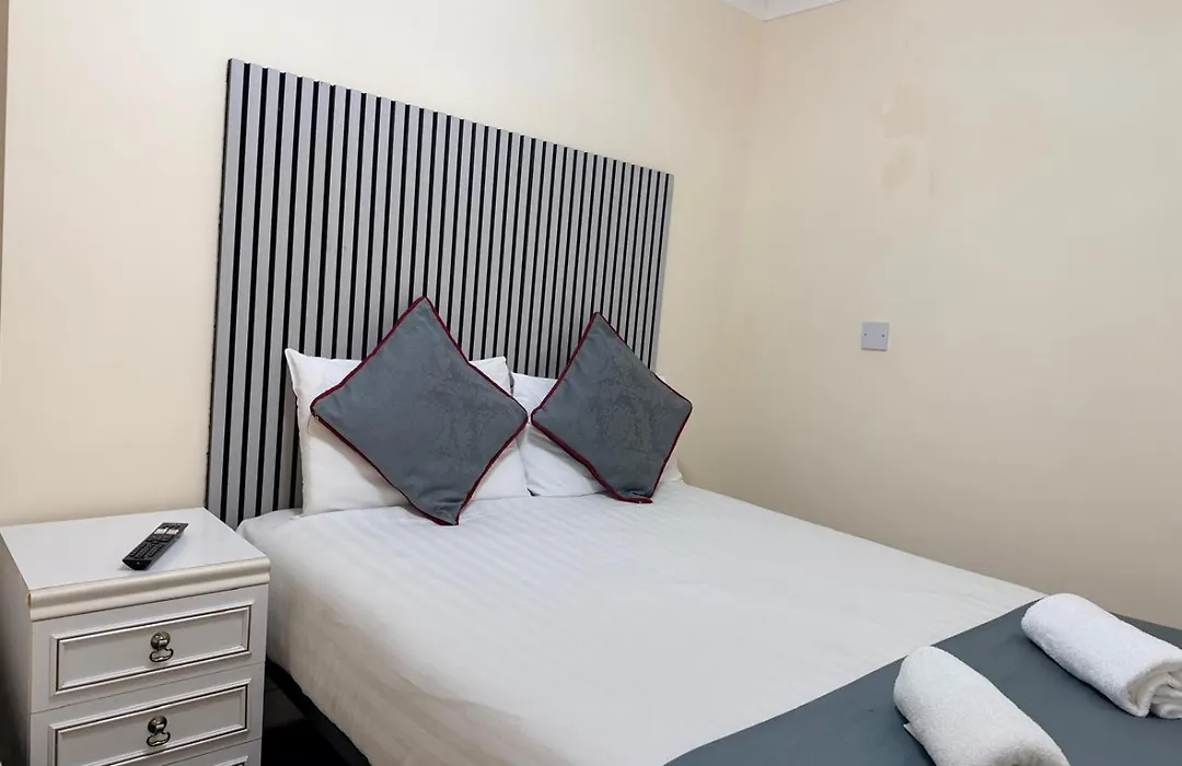 Kings Cross Hotel-1