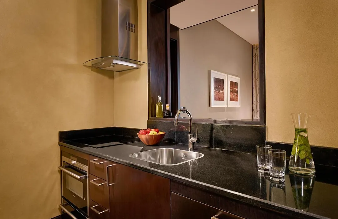 Grand Hyatt Abu Dhabi Hotel & Residences Emirates Pearl-1