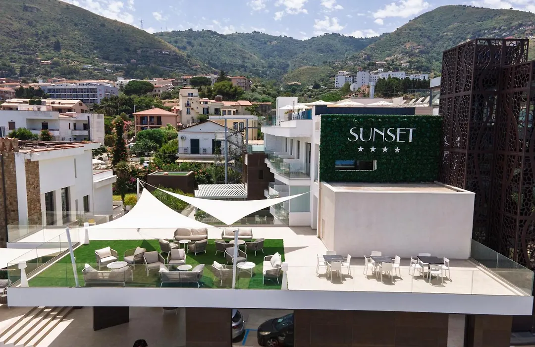 Sunset Hotel-1
