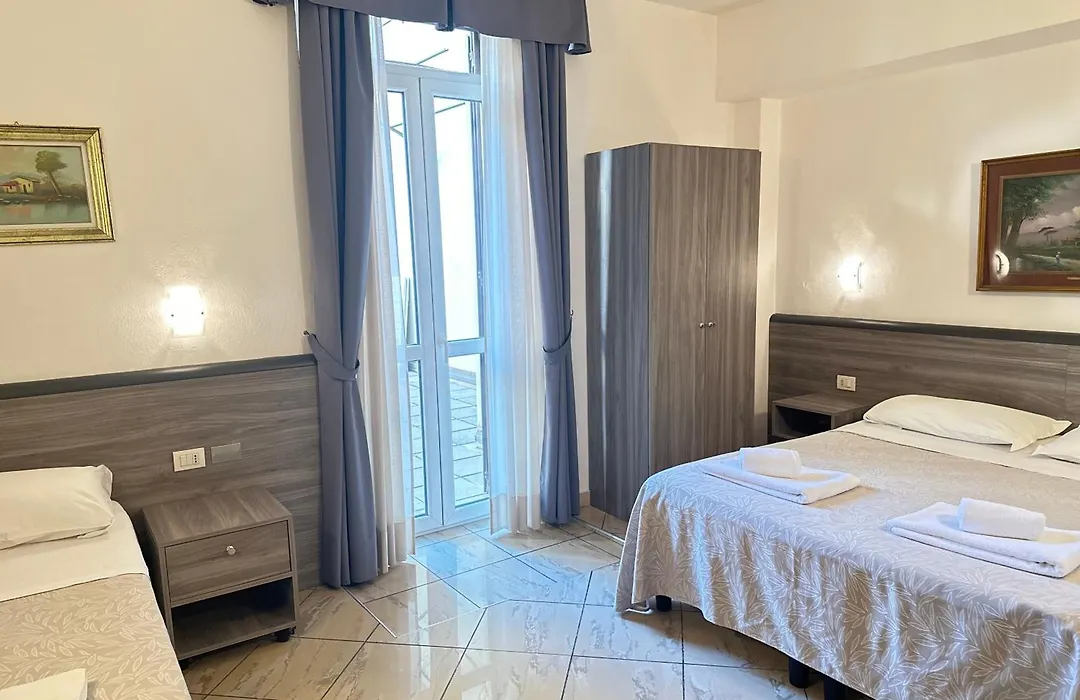 Hotel Brianza-1