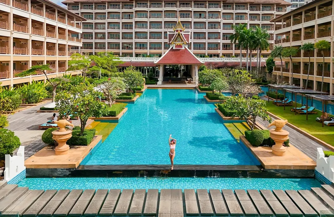 The Heritage Pattaya Beachfront Resort-1
