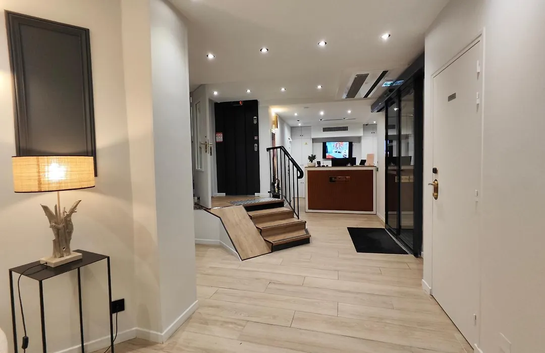 55 Hotel Montparnasse-1