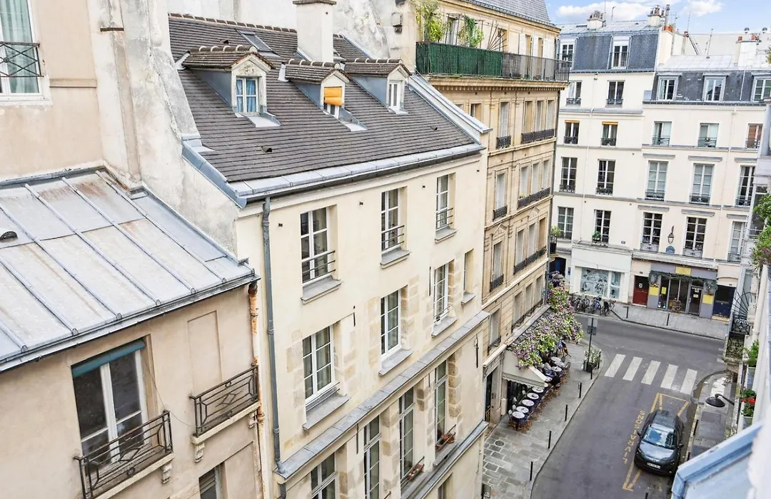 Hotel De Nesle-1