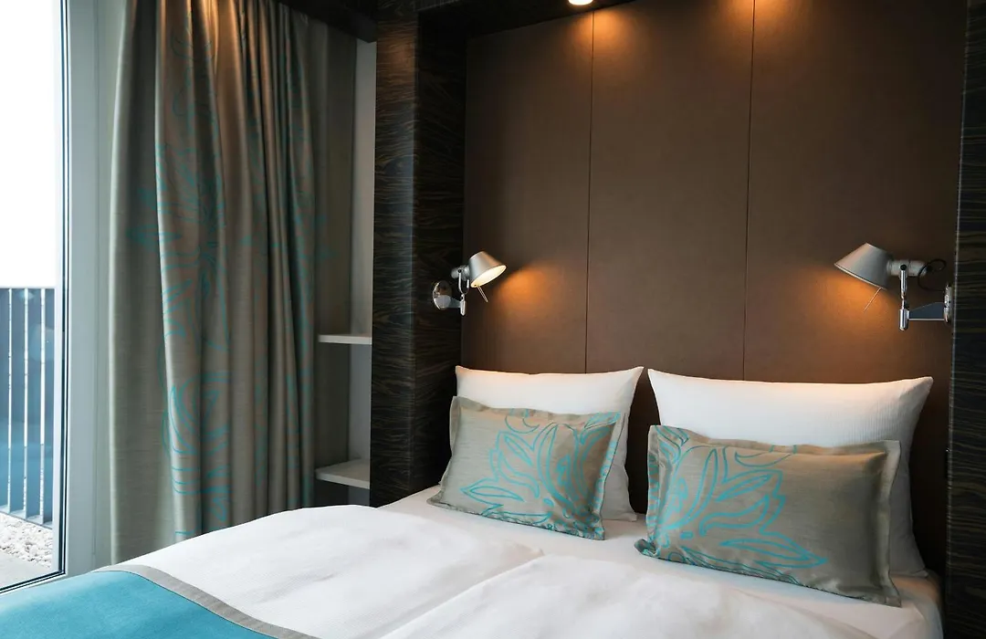 Motel One Bremen-Altstadt-1