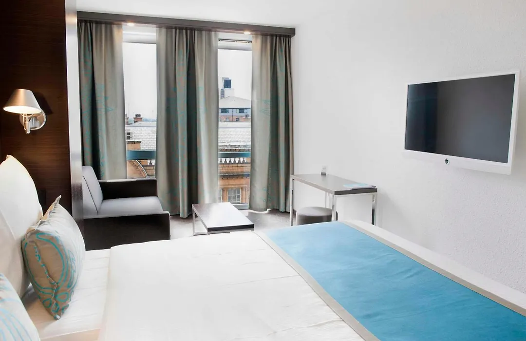 Motel One Manchester-Piccadilly-1