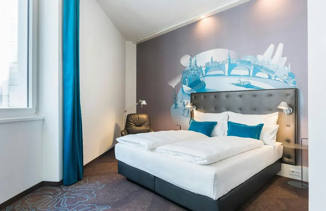 Motel One Basel-1