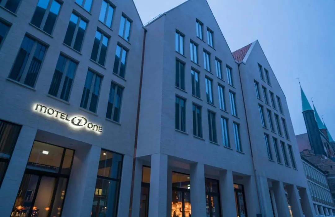 Motel One Luebeck-1