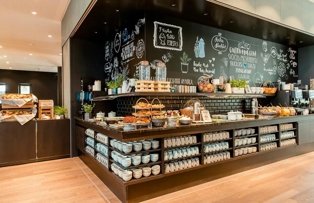 Motel One Stuttgart-Hauptbahnhof-1