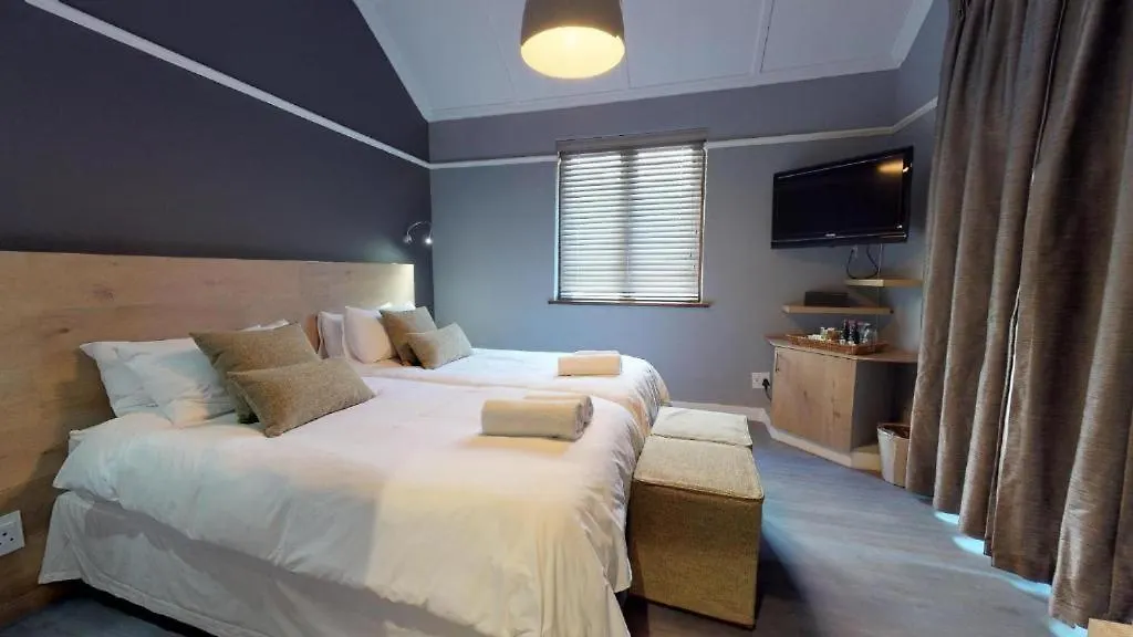 Portview And Brenwin Guesthouse-1