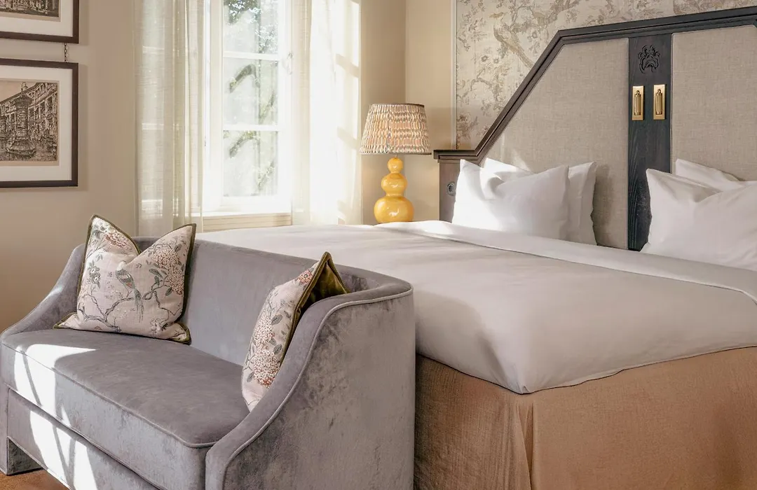 Savoy 1918, A Member Of Small Luxury Hotels Of The World-1