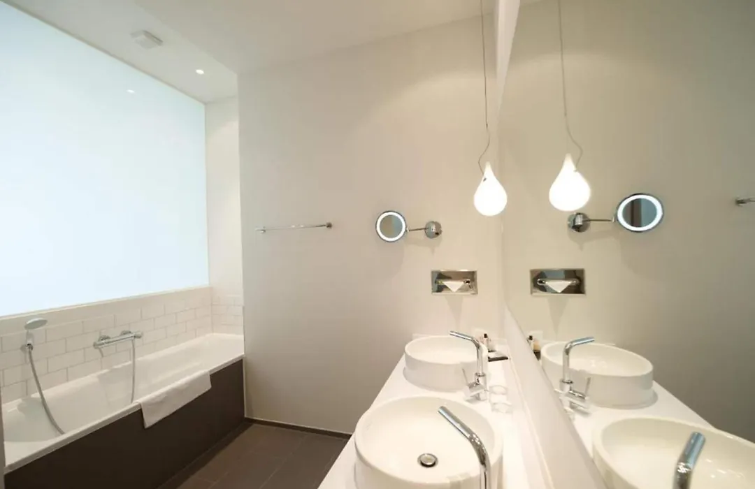 Wyndham Garden Berlin Mitte-1