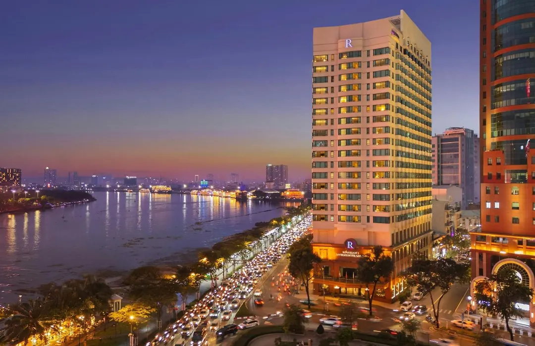 Renaissance Riverside Hotel Saigon-1