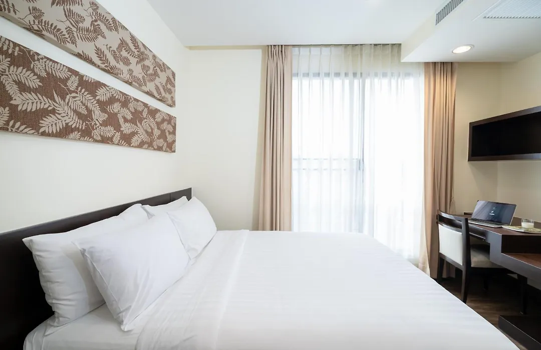 Amanta Hotel & Residence Ratchada-1